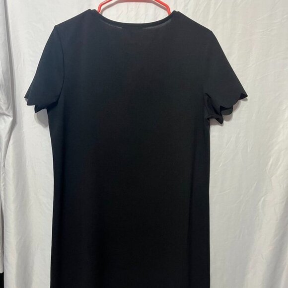 SHEIN Black Scallop Hem Dress | 0XL - Picture 5 of 8